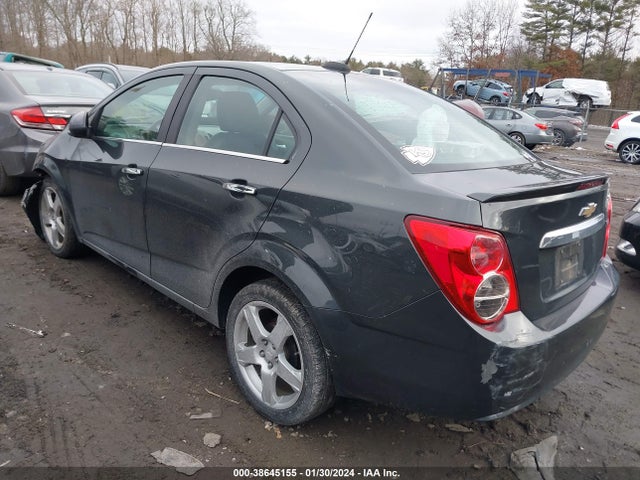 Chevrolet Sonic Ltz Auto 2015 1G1JE5SB8F4211894 Image 3