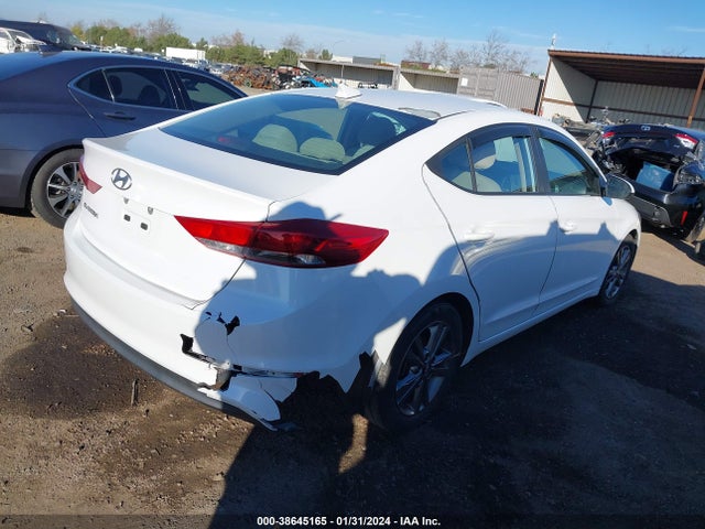 2018 HYUNDAI ELANTRA SEL VIN: 5NPD84LFXJH237648
