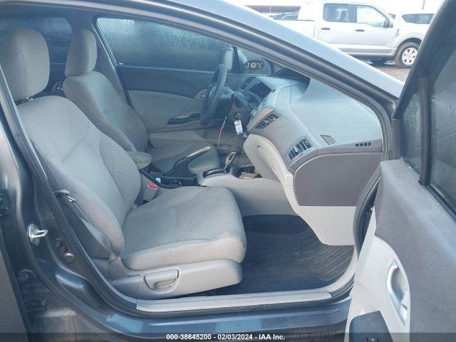 2012 HONDA CIVIC HF VIN: 2HGFB2F64CH576607
