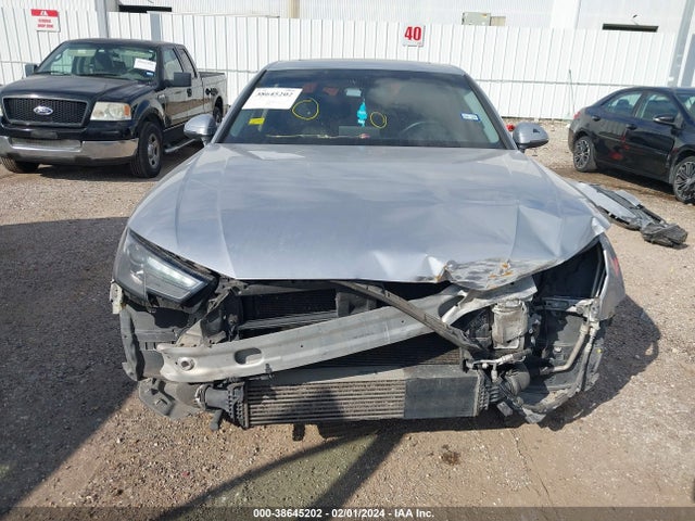 Audi A4 2.0t Premium 2017 WAUANAF48HN032096 Image 13