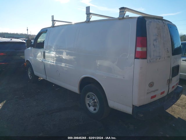Chevrolet Express 2500 Work Van 2015 1GCWGFFF1F1106464 Image 3