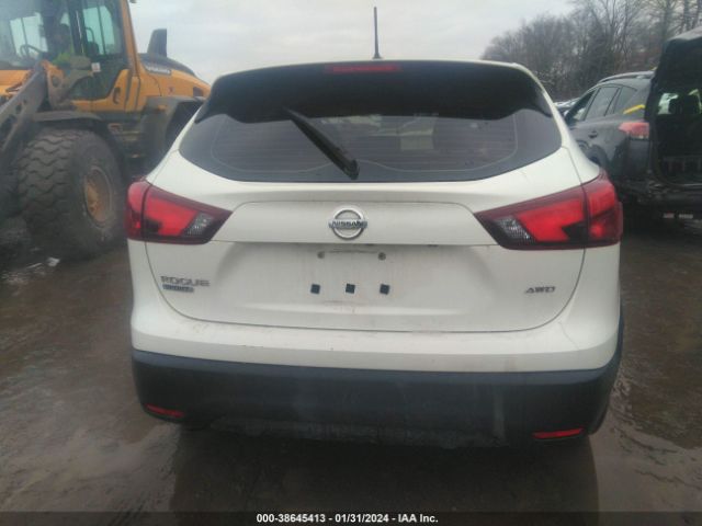 JN1BJ1CR0KW316216 Nissan Rogue Sport S