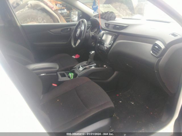 JN1BJ1CR0KW316216 Nissan Rogue Sport S