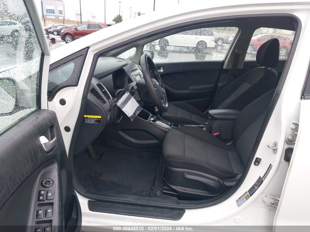 KIA FORTE LX 2018 3KPFK4A78JE211477 Image 5