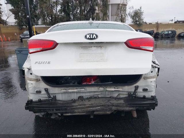 KIA FORTE LX 2018 3KPFK4A78JE211477 Image 6