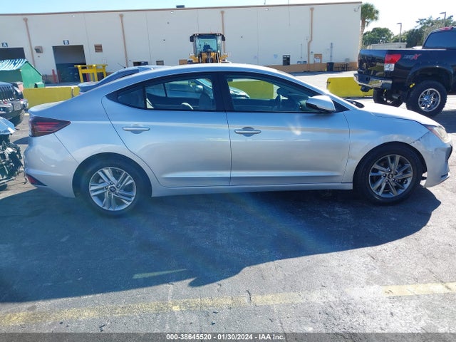 2019 HYUNDAI ELANTRA SEL VIN: 5NPD84LF2KH408197