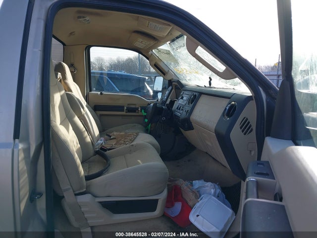 2010 FORD F-250 XL/XLT VIN: 1FTNF2B5XAEB15511