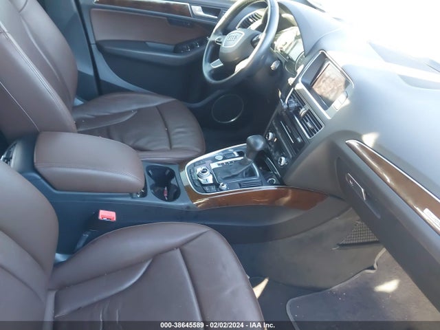 WA1LFAFP1FA106931 Audi Q5 2.0t Premium