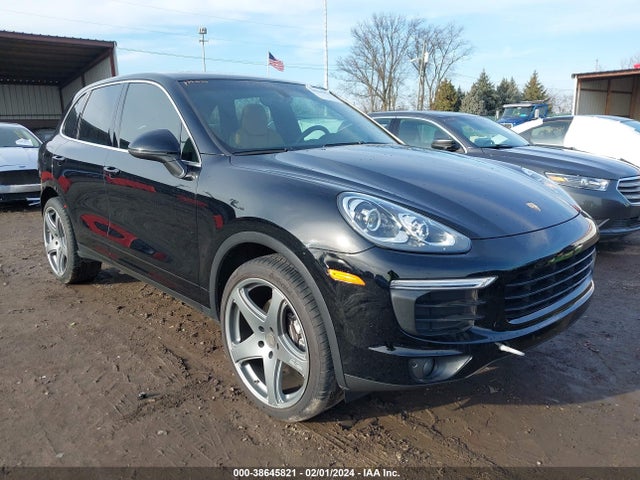 2016 PORSCHE CAYENNE WP1AA2A25GLA06302 Photo 0