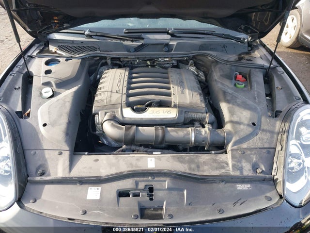 2016 PORSCHE CAYENNE WP1AA2A25GLA06302 Photo 9