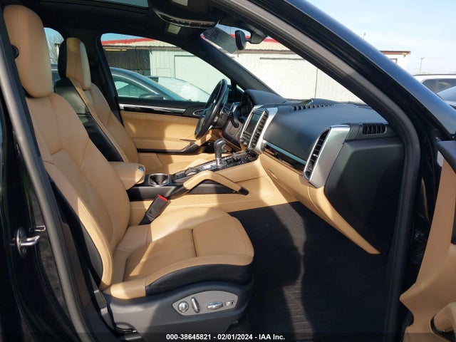 2016 PORSCHE CAYENNE WP1AA2A25GLA06302 Photo 4