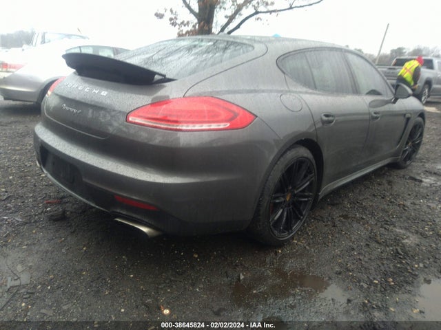 2016 PORSCHE PANAMERA WP0AA2A73GL000236 Photo 3