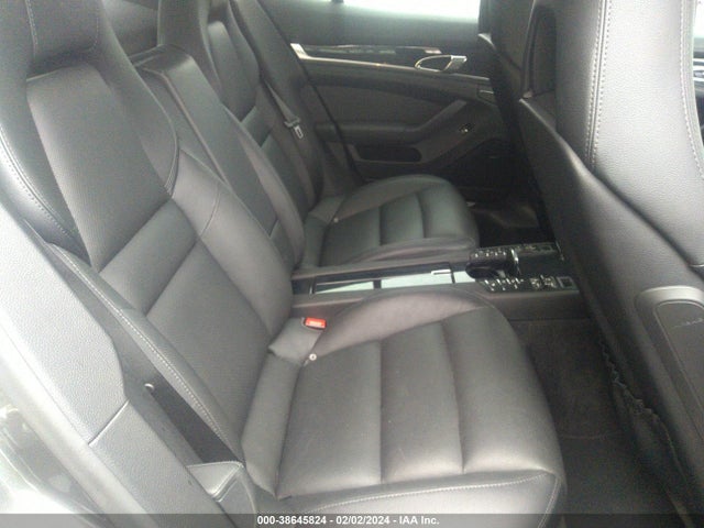 2016 PORSCHE PANAMERA WP0AA2A73GL000236 Photo 7