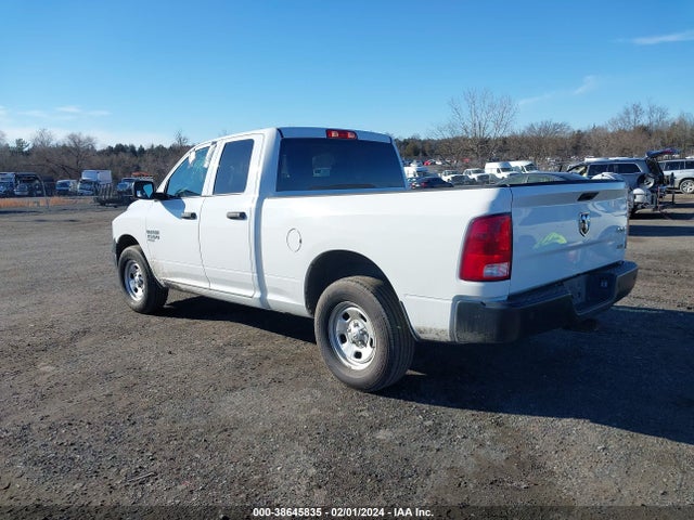 1C6RR7FG5KS612624 RAM 1500 Classic Tradesman Quad Cab 4x4 6'4 Box