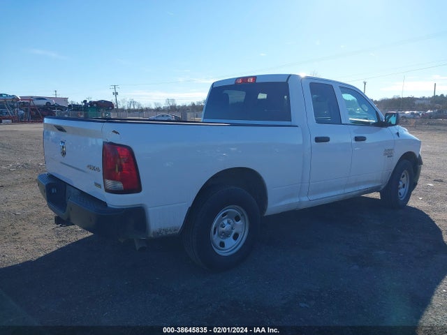 1C6RR7FG5KS612624 RAM 1500 Classic Tradesman Quad Cab 4x4 6'4 Box