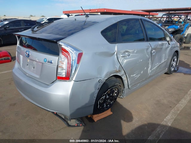 2012 TOYOTA PRIUS TWO VIN: JTDKN3DU9C5505292