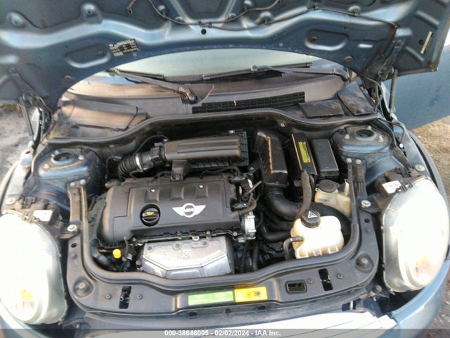 2011 MINI COOPER WMWSU3C56BT092378 Photo 9