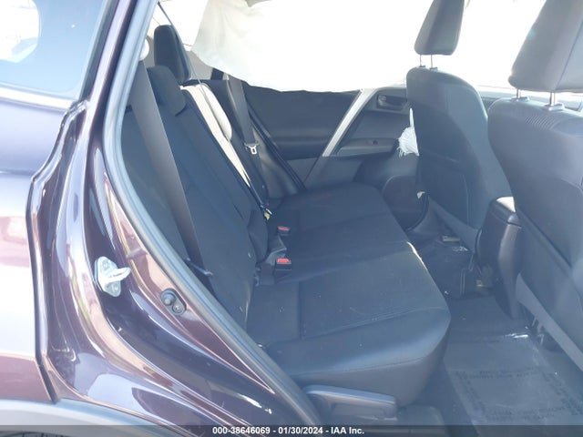 2018 TOYOTA RAV4 LE VIN: 2T3ZFREV9JW485234