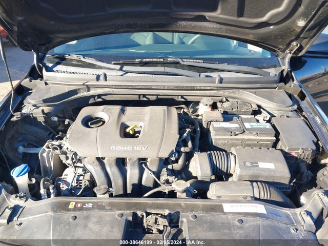 Hyundai ELANTRA SE 2017 5NPD84LF8HH131502 Image 10