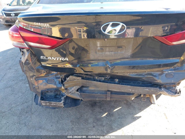 Hyundai ELANTRA SE 2017 5NPD84LF8HH131502 Image 6