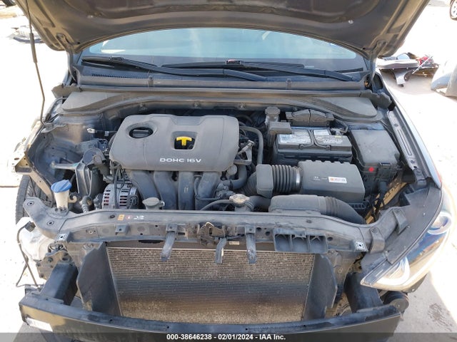 Hyundai Elantra Value Edition 2018 5NPD84LF0JH382424 Image 10