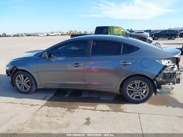 Hyundai Elantra Value Edition 2018 5NPD84LF0JH382424 Image 15