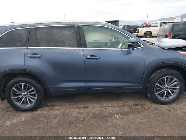 Toyota Highlander Xle 2017 5TDJZRFH2HS459180 Image 13