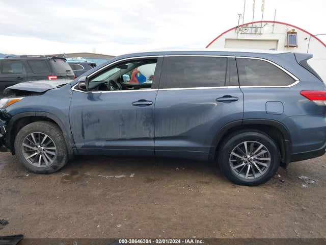 Toyota Highlander Xle 2017 5TDJZRFH2HS459180 Image 14