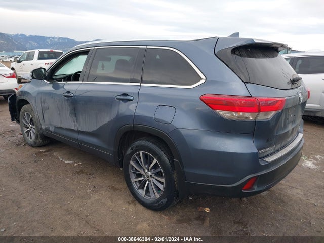Toyota Highlander Xle 2017 5TDJZRFH2HS459180 Image 3