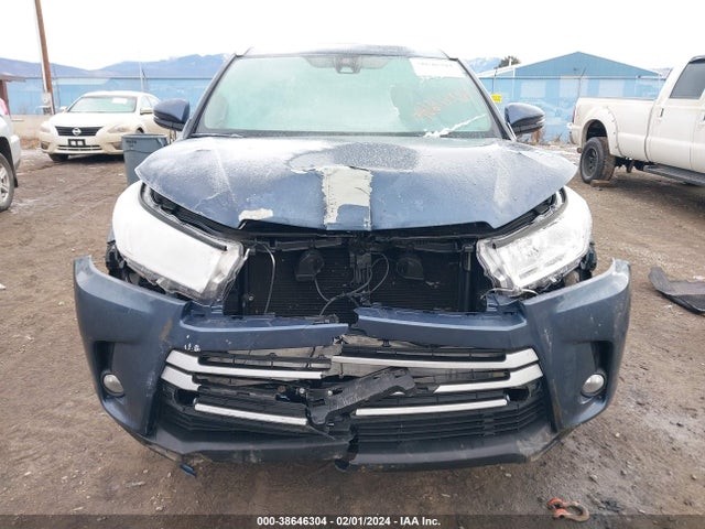 Toyota Highlander Xle 2017 5TDJZRFH2HS459180 Image 6
