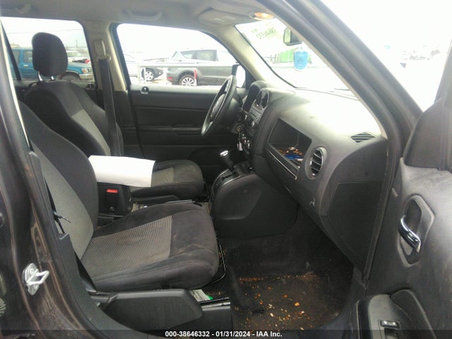 1C4NJRBB9HD196210 Jeep Patriot Sport 4x4