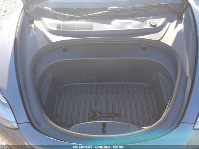 2023 TESLA MODEL 3 5YJ3E1EA6PF642126 Photo 9
