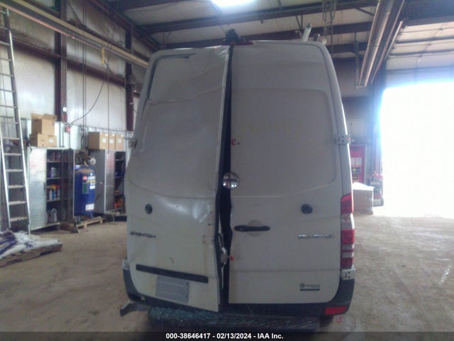 Freightliner Sprinter 2500 Normal Roof 2016 WDYPE7DDXGP212254 Image 16