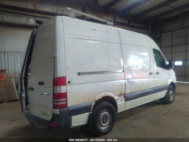 Freightliner Sprinter 2500 Normal Roof 2016 WDYPE7DDXGP212254 Image 4