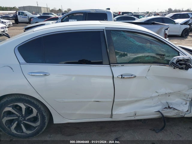 Honda ACCORD EX 2017 1HGCR2F03HA052204 Image 13
