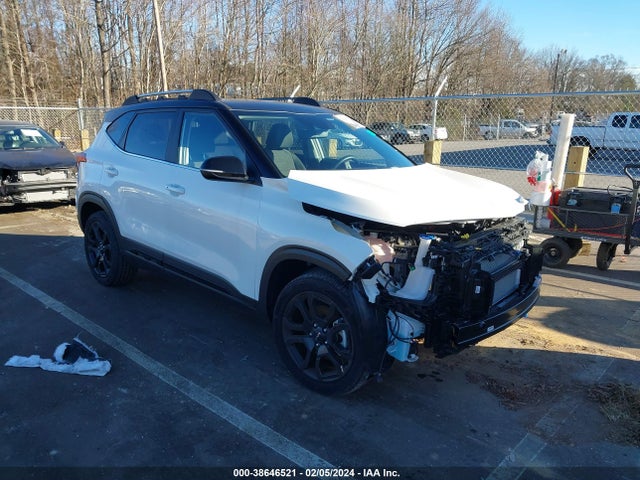 KIA Seltos X-line 2024 KNDEUCA71R7482831 Image 1