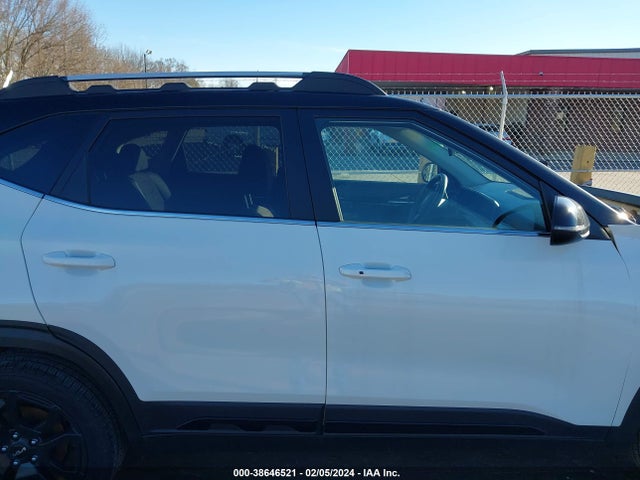 KIA Seltos X-line 2024 KNDEUCA71R7482831 Image 13