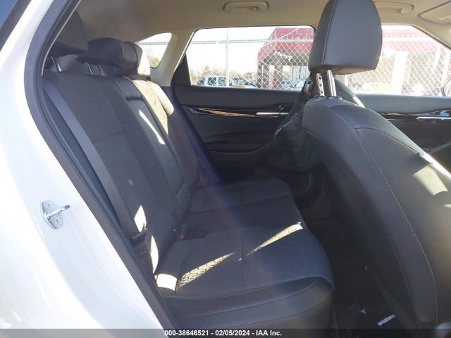 KIA Seltos X-line 2024 KNDEUCA71R7482831 Image 8