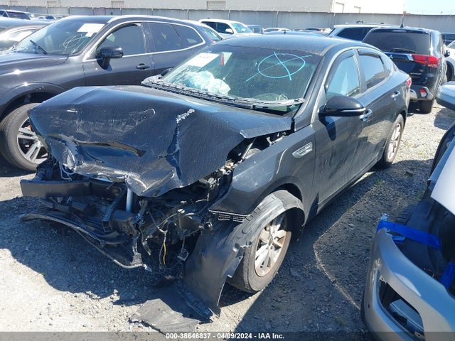KIA Optima Lx 2018 5XXGT4L38JG245731 Image 2