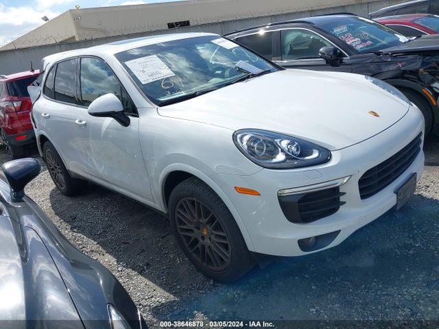 2017 PORSCHE CAYENNE WP1AA2A28HKA85438 Photo 0