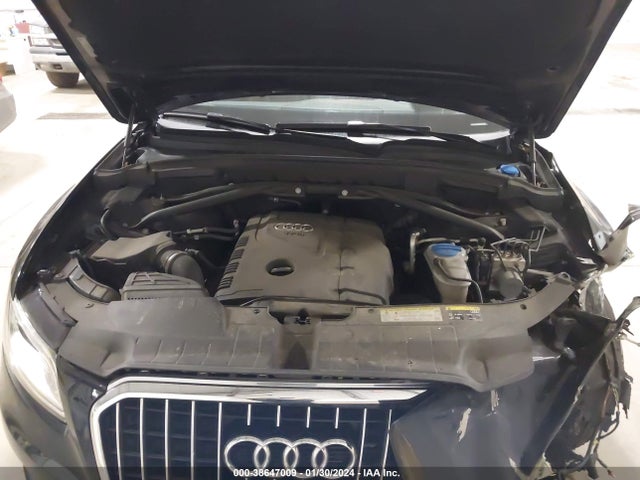 Audi Q5 2.0t Premium 2016 WA1C2AFP8GA046787 Image 10