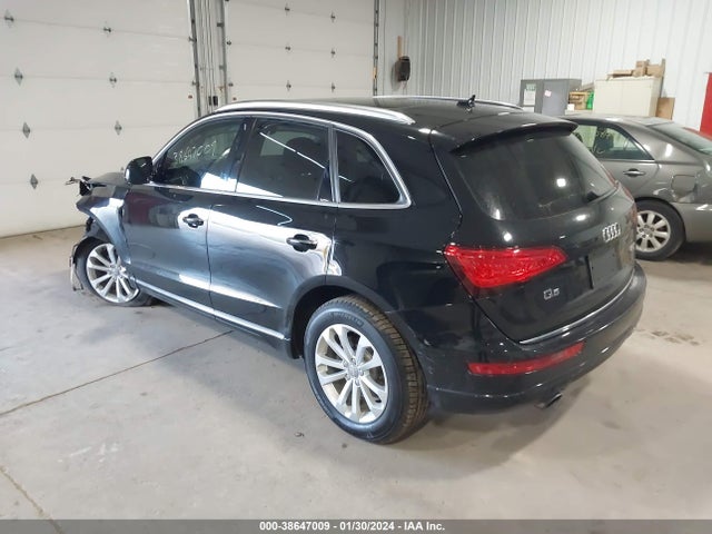 Audi Q5 2.0t Premium 2016 WA1C2AFP8GA046787 Image 3