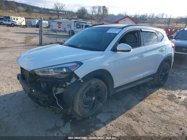 Hyundai Tucson Value 2018 KM8J3CA28JU669927 Image 2