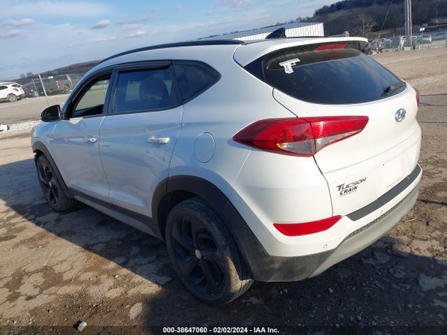 Hyundai Tucson Value 2018 KM8J3CA28JU669927 Image 3