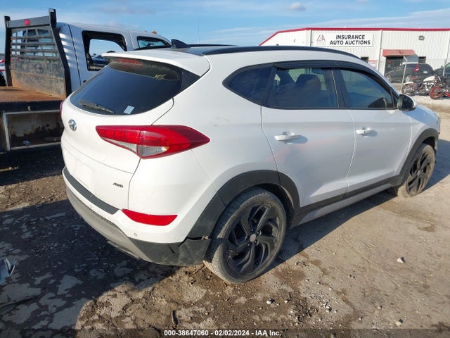 Hyundai Tucson Value 2018 KM8J3CA28JU669927 Image 4