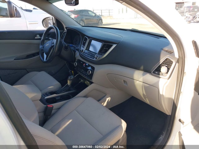 Hyundai Tucson Value 2018 KM8J3CA28JU669927 Image 5