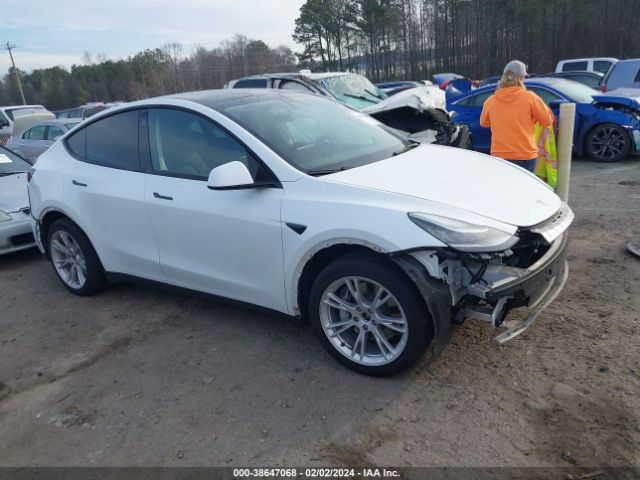 2022 TESLA MODEL Y 7SAYGDEE0NF445781