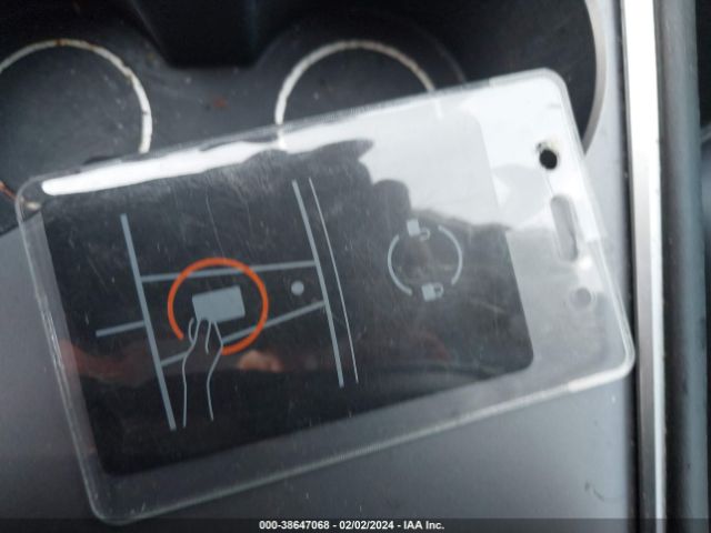 2022 TESLA MODEL Y 7SAYGDEE0NF445781 Photo 10