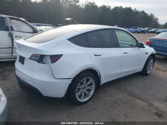 2022 TESLA MODEL Y 7SAYGDEE0NF445781 Photo 3