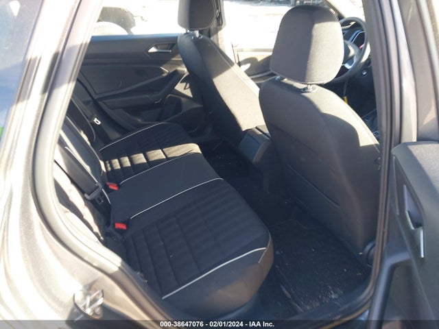 3VWBM7BU1NM023357 Volkswagen 1.5 tsi